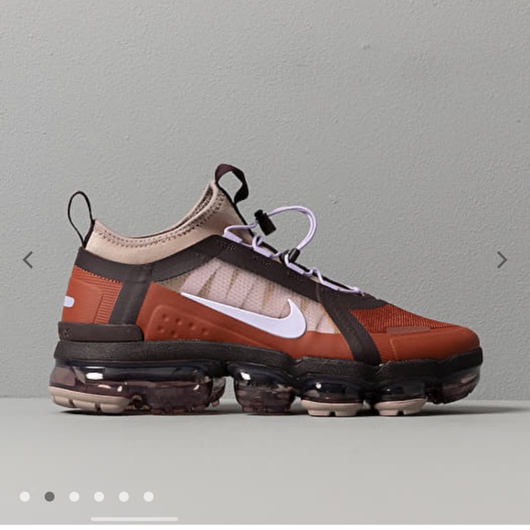 NEW WOMENS NIKE AIR VAPORMAX UTILITY Size 8 Cinnamon/Purple Agate-Burgundy Ash - Picture 7 of 17